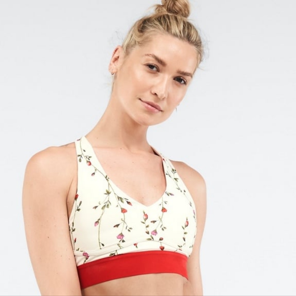 Fabletics Trellis Rose All Day Every Day Bra